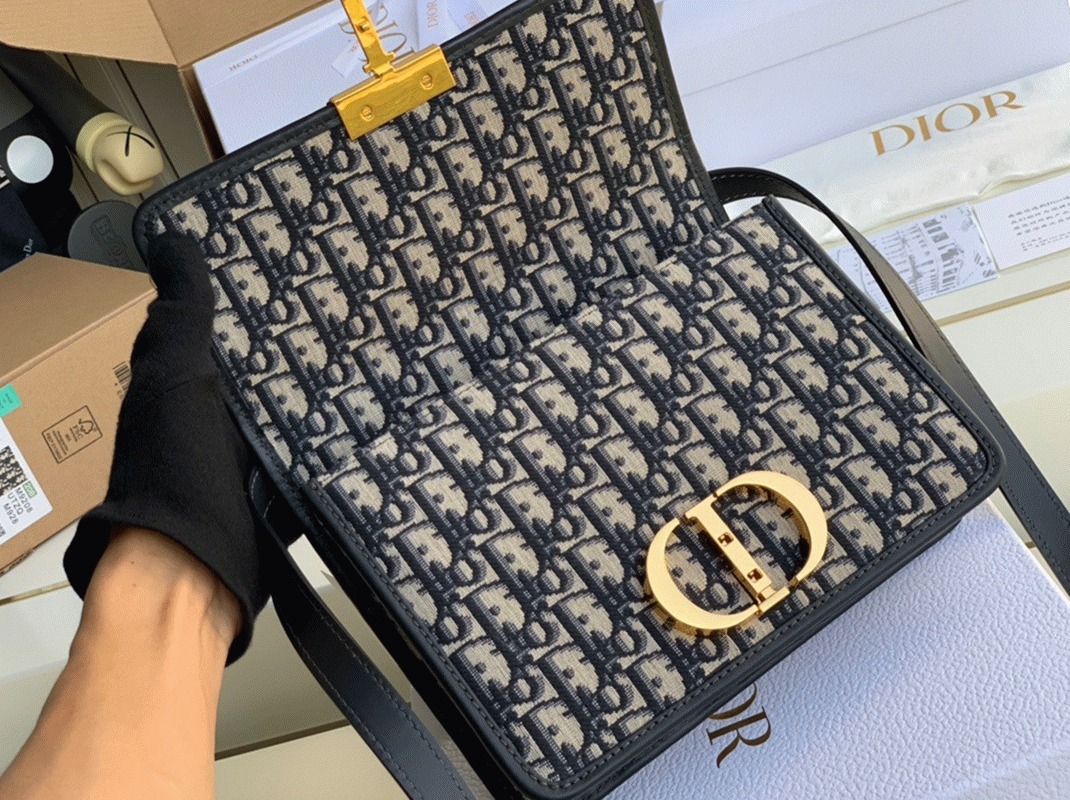 replica Dior bag 472