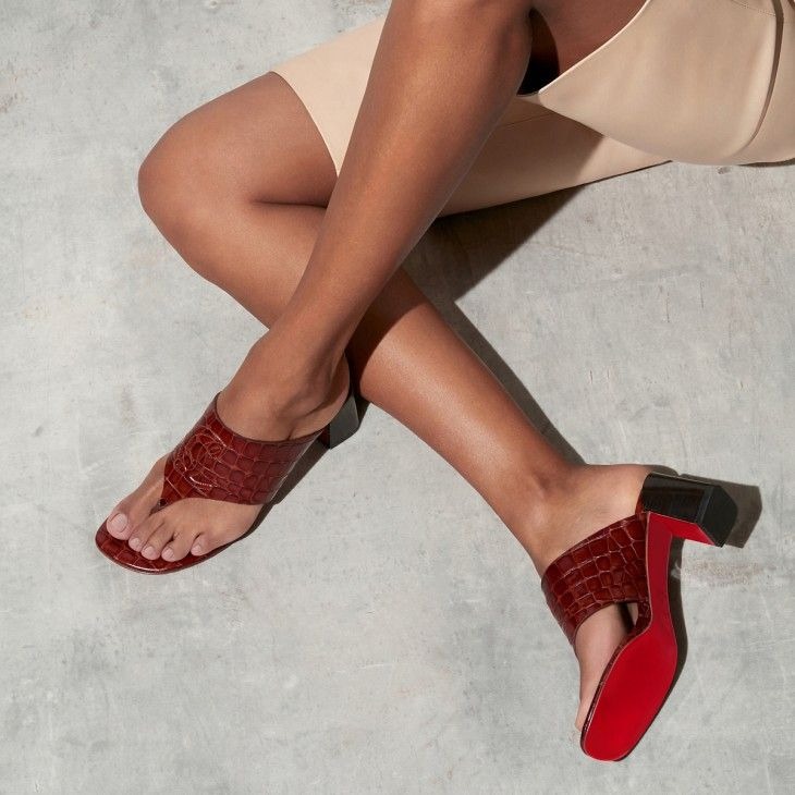 christian_louboutin_cl_tongamule_55_mm_mules_alligator_embossed_calf_leather_acajou-8