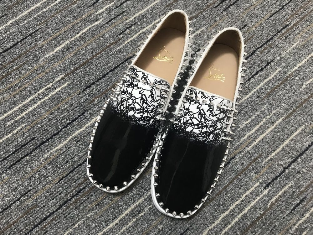 christian_louboutin_pik_boat_spikes_slip-on_sneakers_patent_leather_black_white_1__1