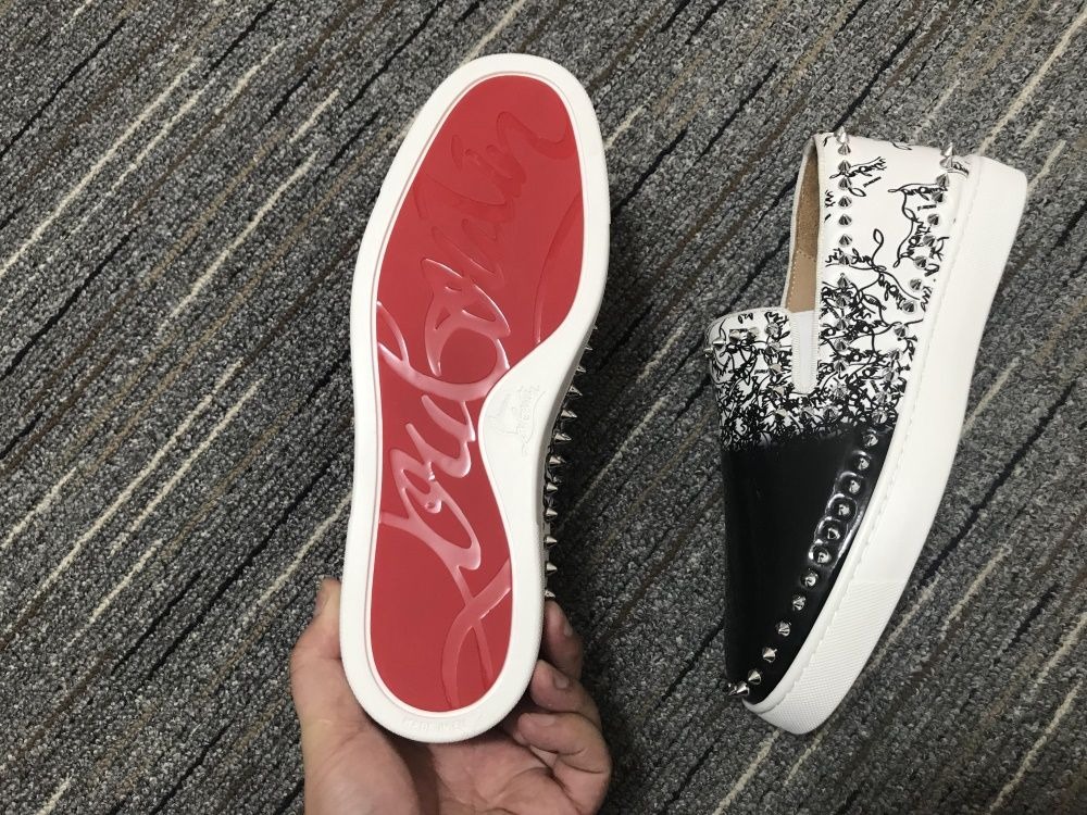christian_louboutin_pik_boat_spikes_slip-on_sneakers_patent_leather_black_white_5__1