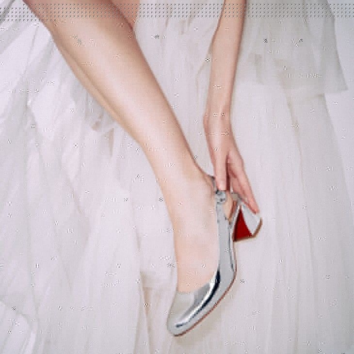 christian_louboutin_so_jane_sling_55_mm_sling_back_pumps_specchio_leather_silver-5
