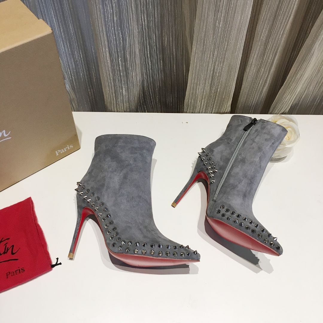 christian_louboutin_willetta_ankle_boots_100mm_suede_with_spikes_gray-1_1