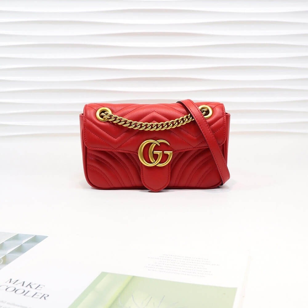 gucci-1077-1.jpg