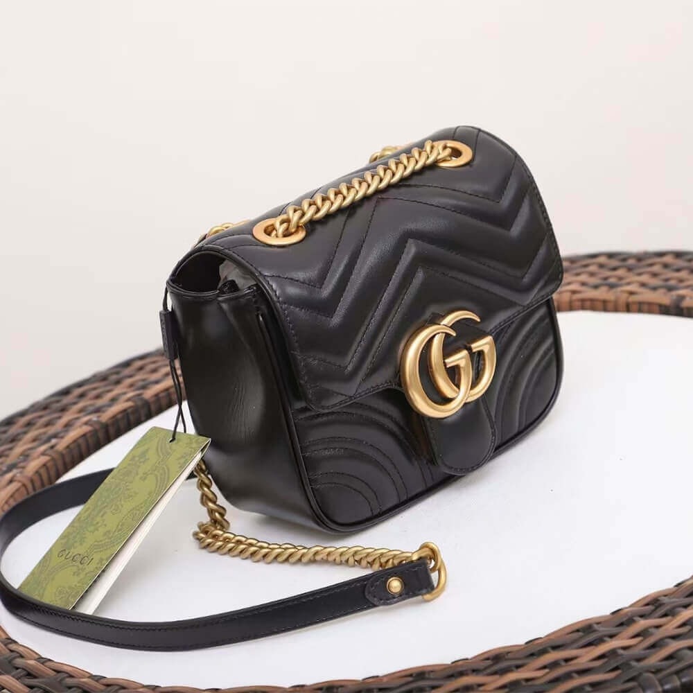 gucci-1084-1.jpg