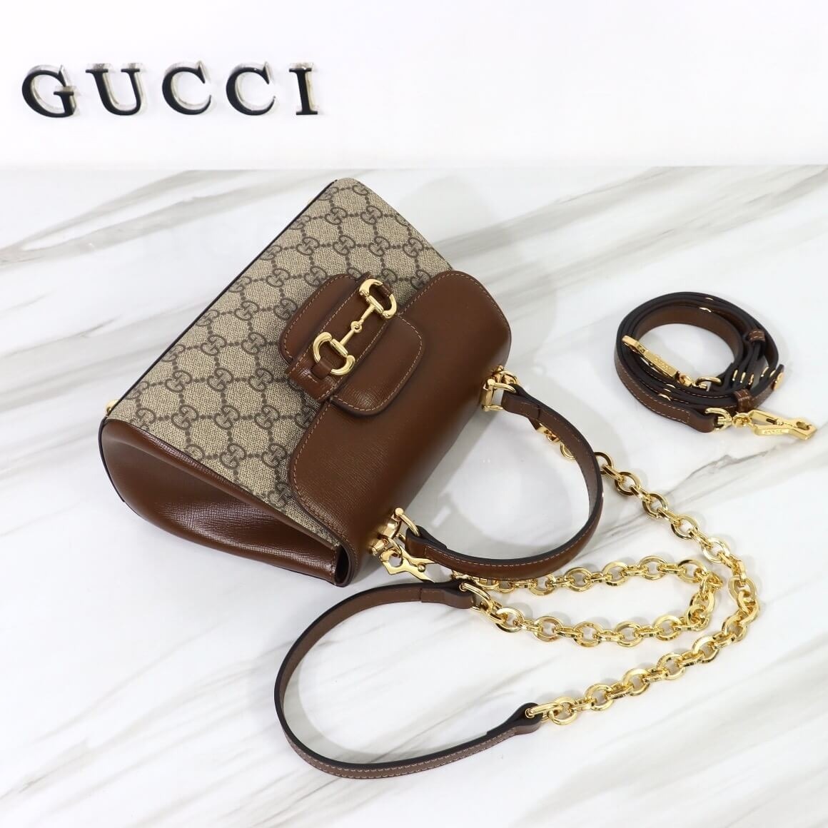 gucci-1138-1.jpg