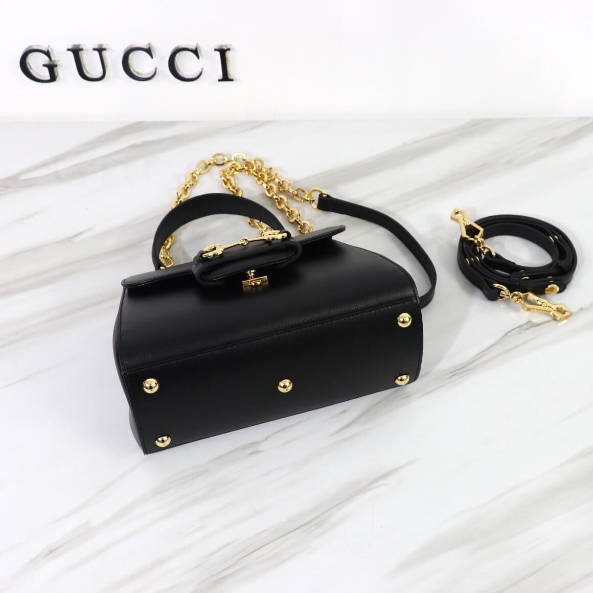 gucci-1158-1.jpg