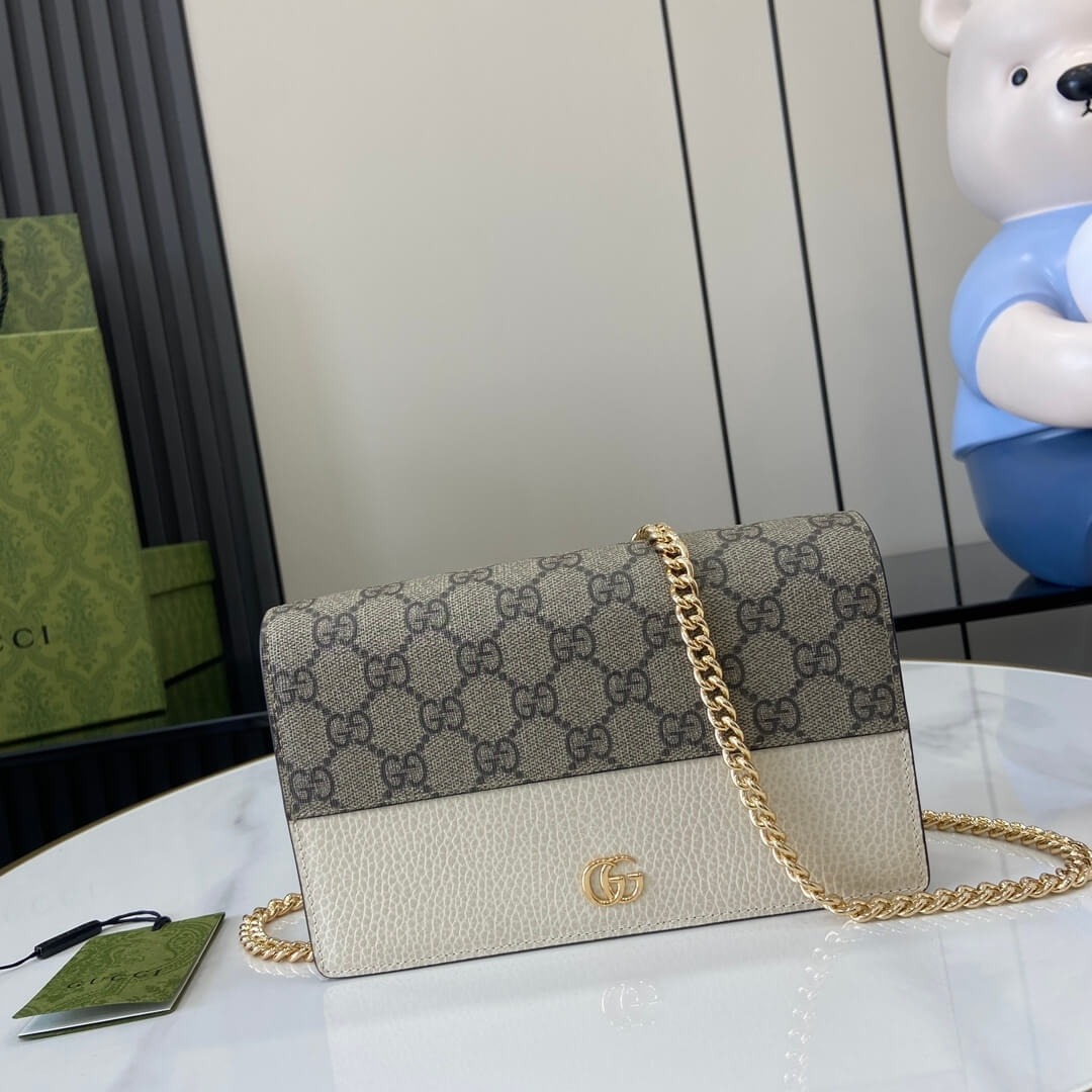 gucci-1757-1.jpg